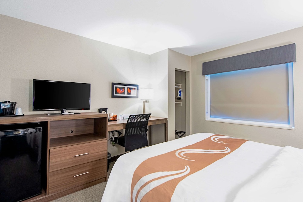 Room, 2 Queen Beds, Non Smoking - Photo 3