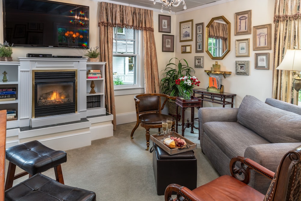 Suite (Eaton Square)