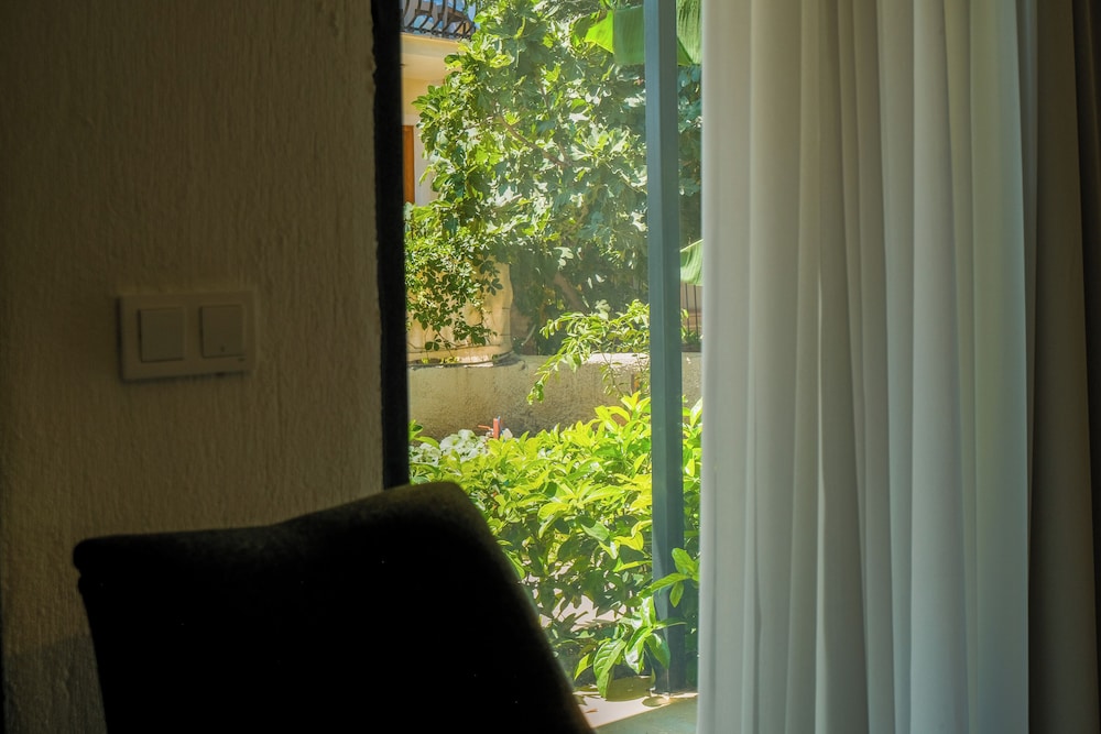 Classic Condo, 1 Bedroom - Photo 23