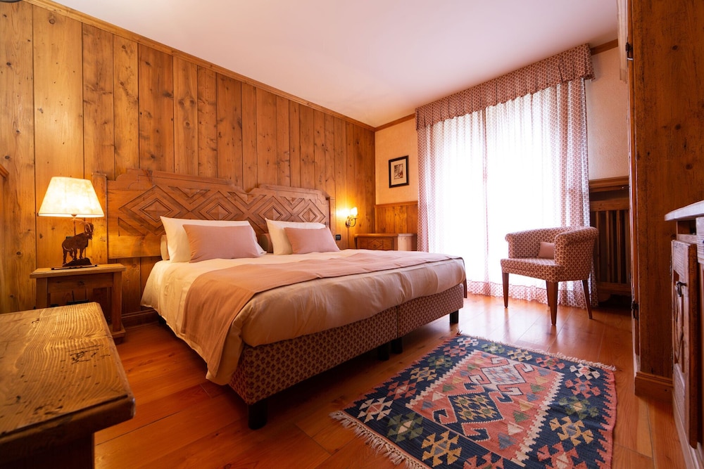 Double or Twin Room, Balcony - Photo 1