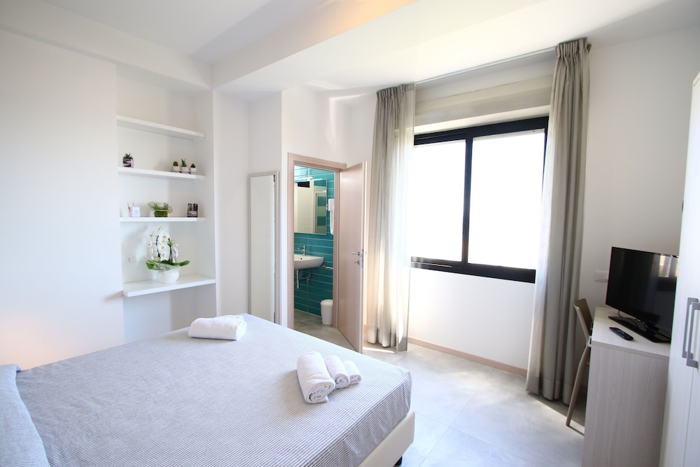 Superior Apartment, 1 Bedroom, Sea View (4 pax)