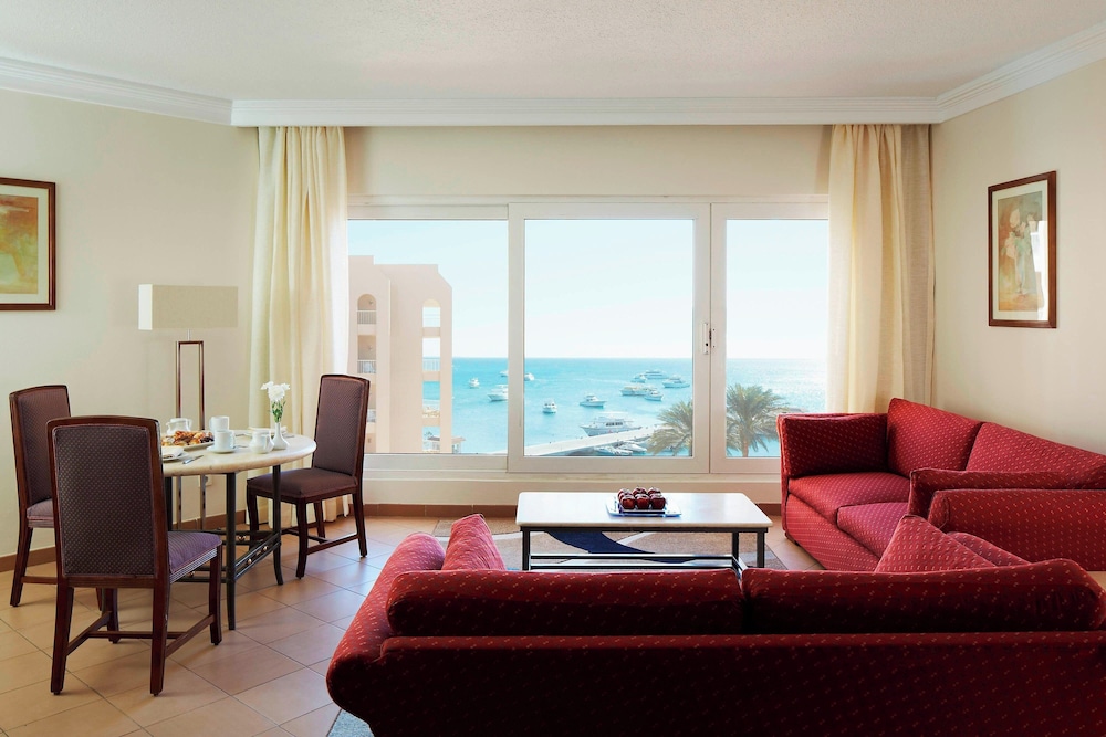 Suite, 1 Bedroom, Sea View - Photo 7