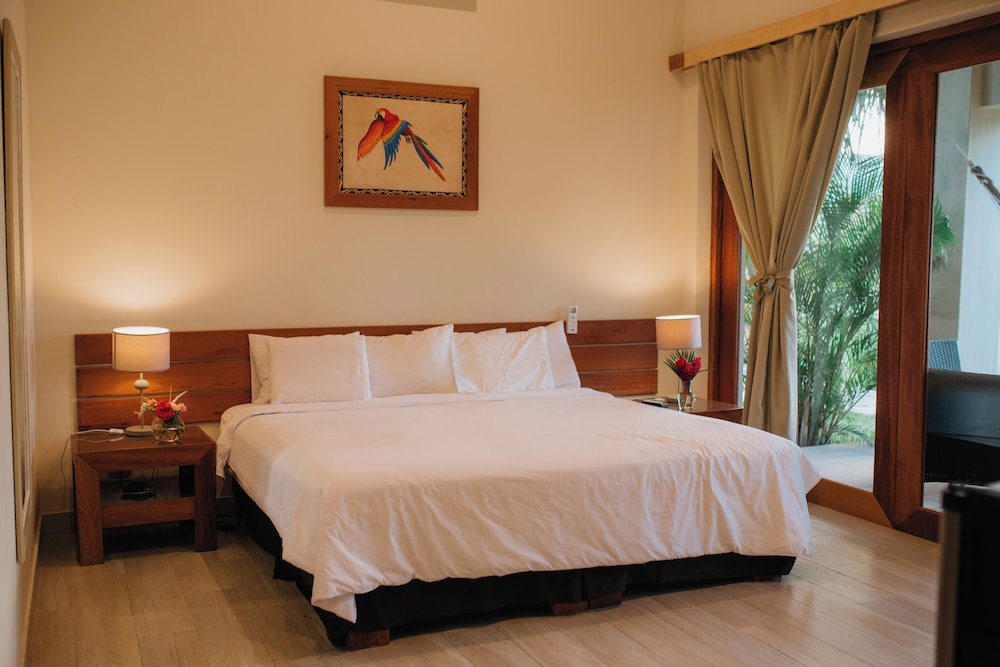 Junior Double Room, Lake View photo 3
