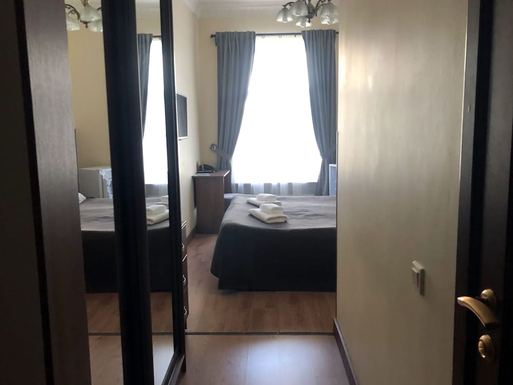 Standard Room, City View photo 2