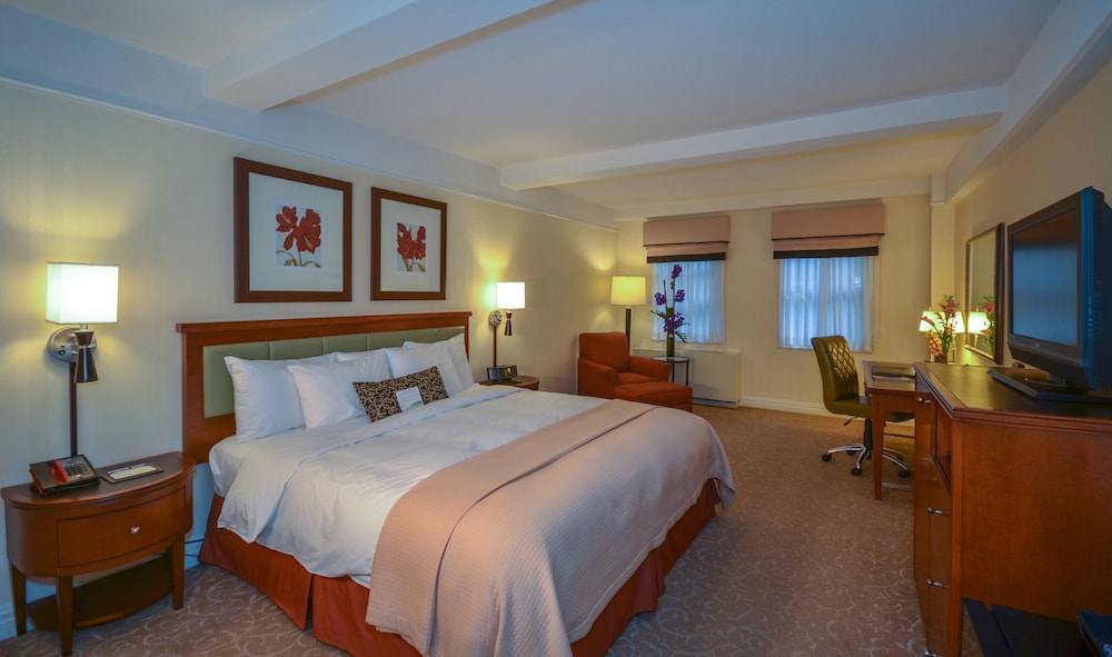 Deluxe Room, 1 King Bed