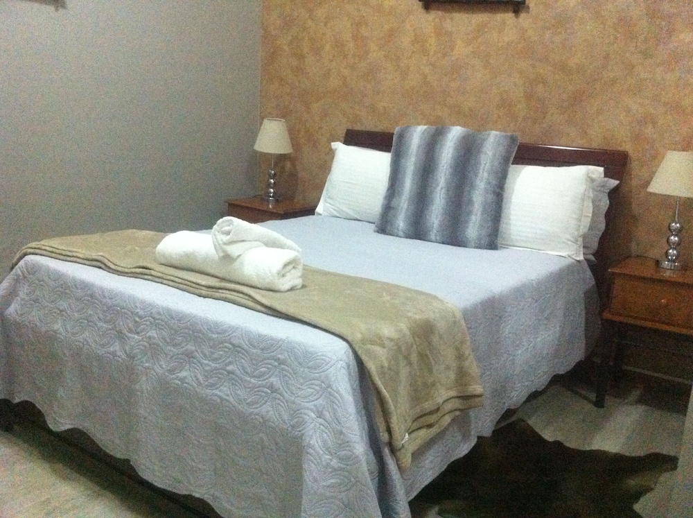 Standard Double Room, Garden View