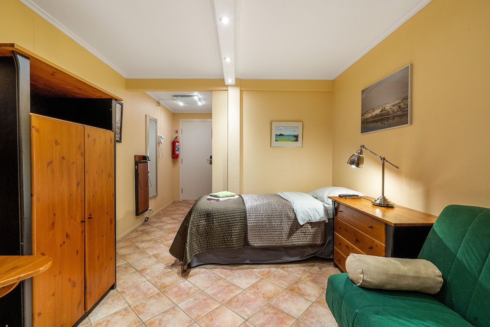 Standard Room photo 2