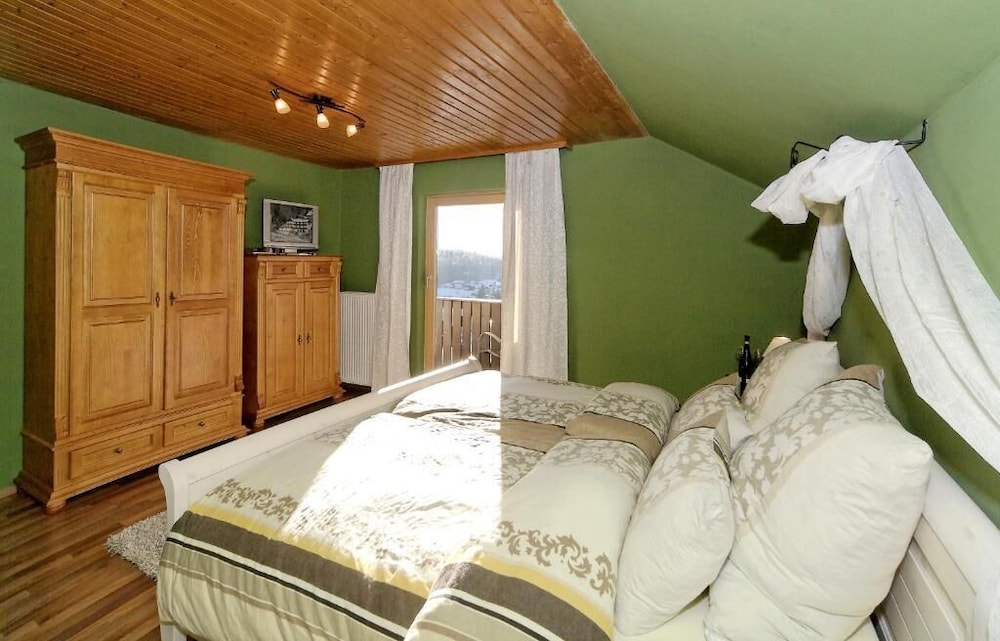 Family Suite, Kitchen, Mountain View photo 2