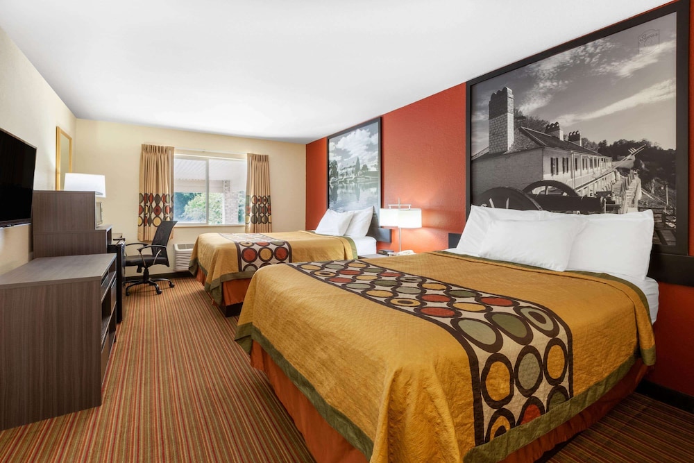 Standard Room, 2 Queen Beds - Photo 1