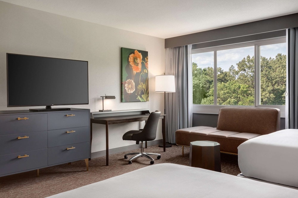 Room, 2 Queen Beds, Accessible - Photo 1