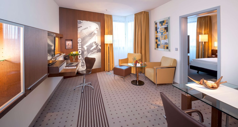 Business Suite with King Size Bed