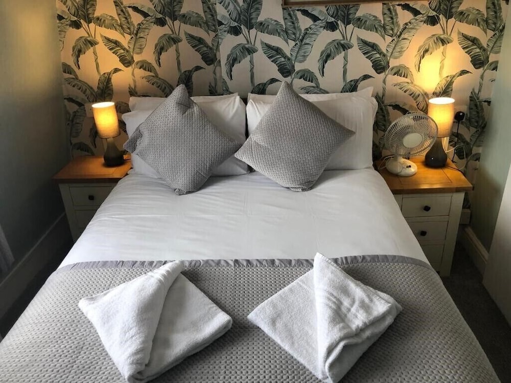 Economy Double Room photo 1