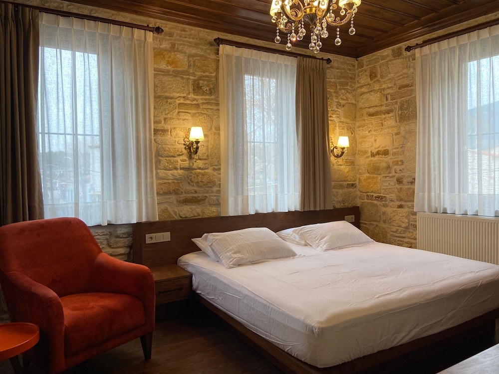 Deluxe Double Room - Photo 1