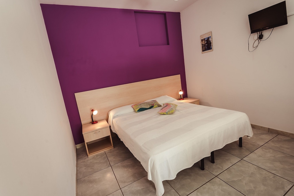 Triple Room (Folaga)