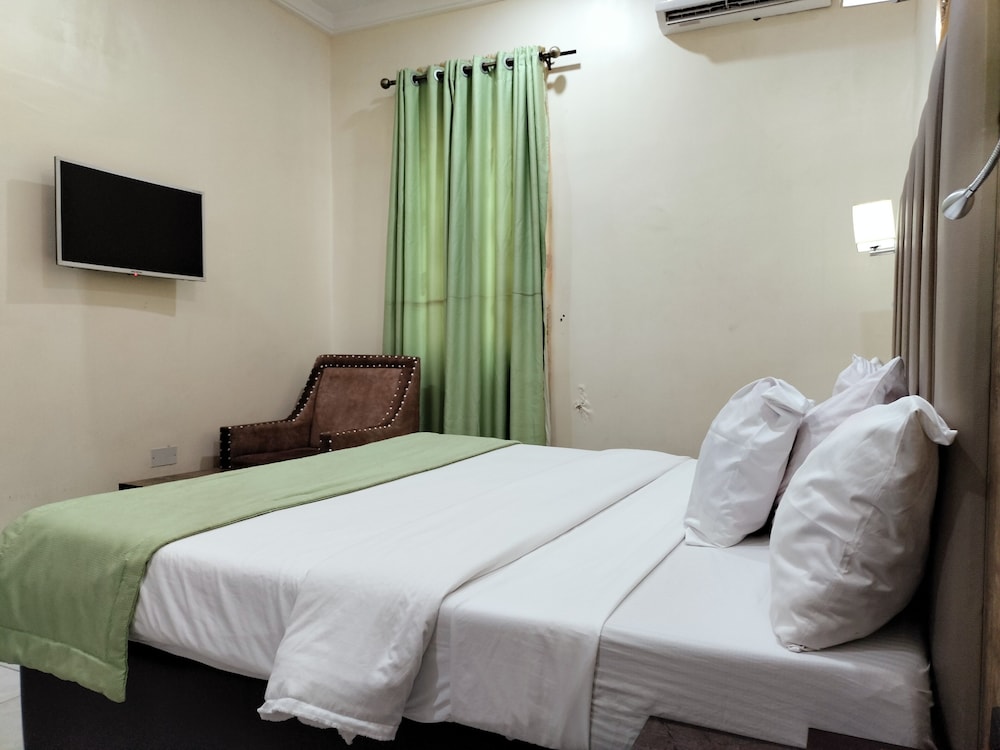 Standard Room - Photo 3
