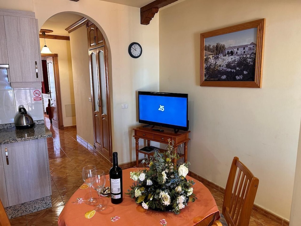 Superior Apartment, 2 Bedrooms, Terrace, Sea View - Photo 5