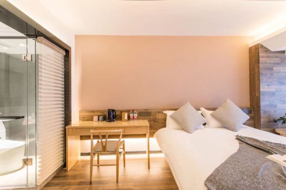 Design Double Room