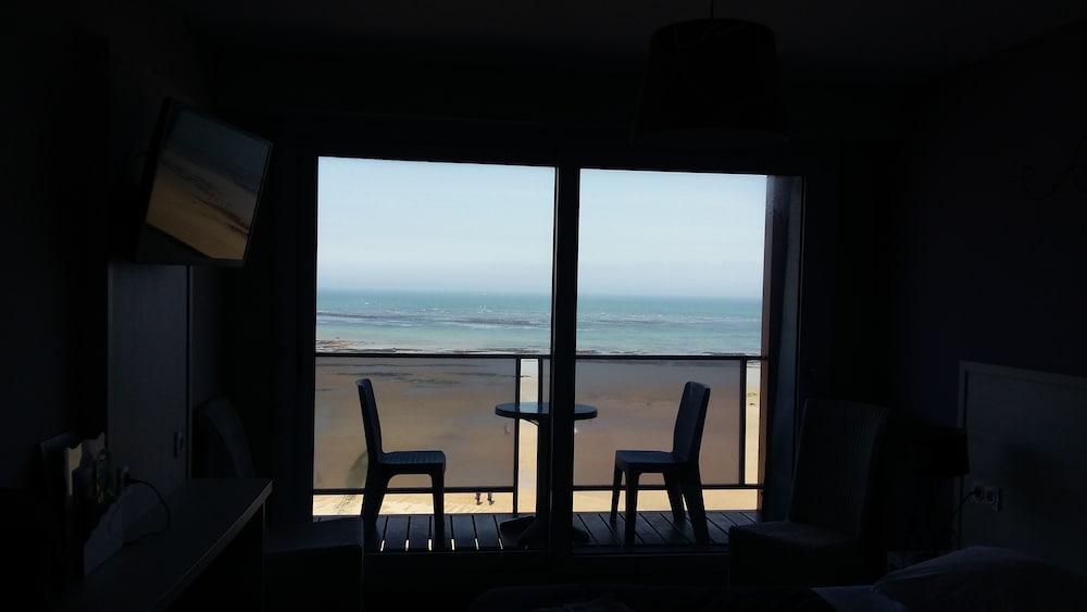 Double Room, Balcony, Sea View photo 3