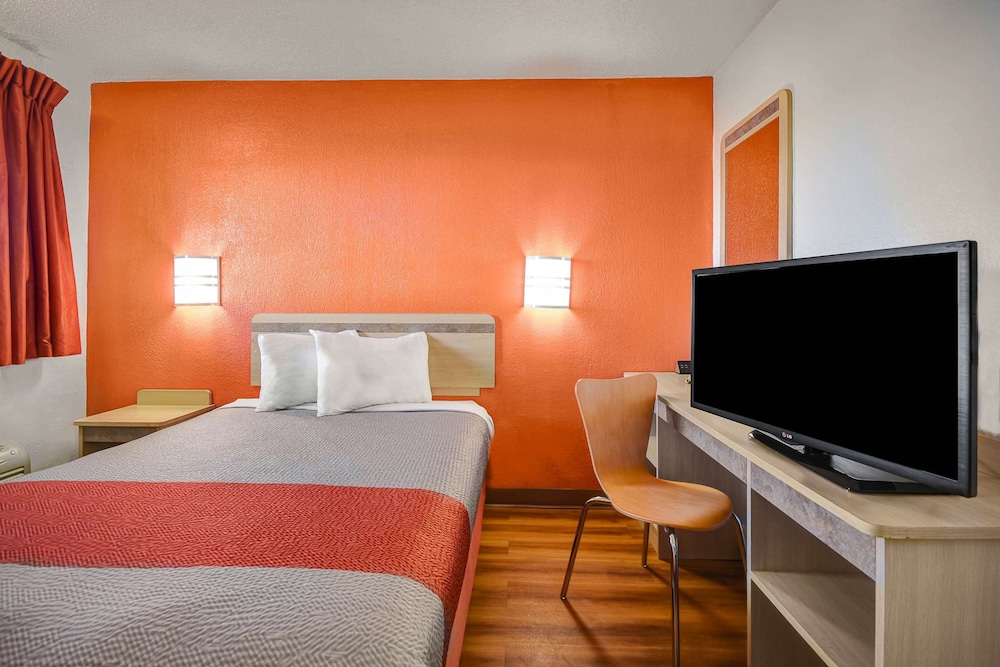 Standard Room, 1 Double Bed, Smoking - Photo 6