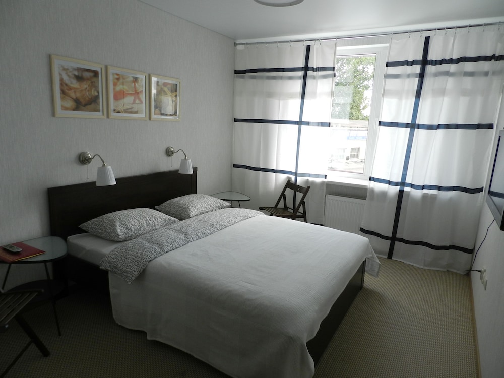 Standard Double or Twin Room photo 2