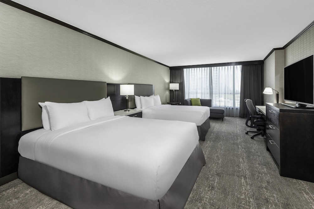 Deluxe Room, 2 Queen Beds (High Floor) - Photo 1