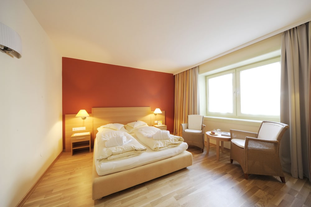 Economy Double Room photo 2