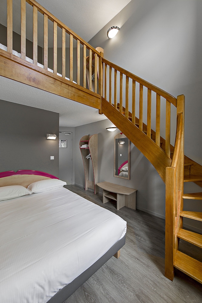 Quad Room - Photo 1