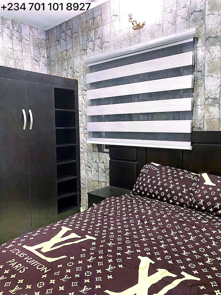 Comfort Suite photo 1