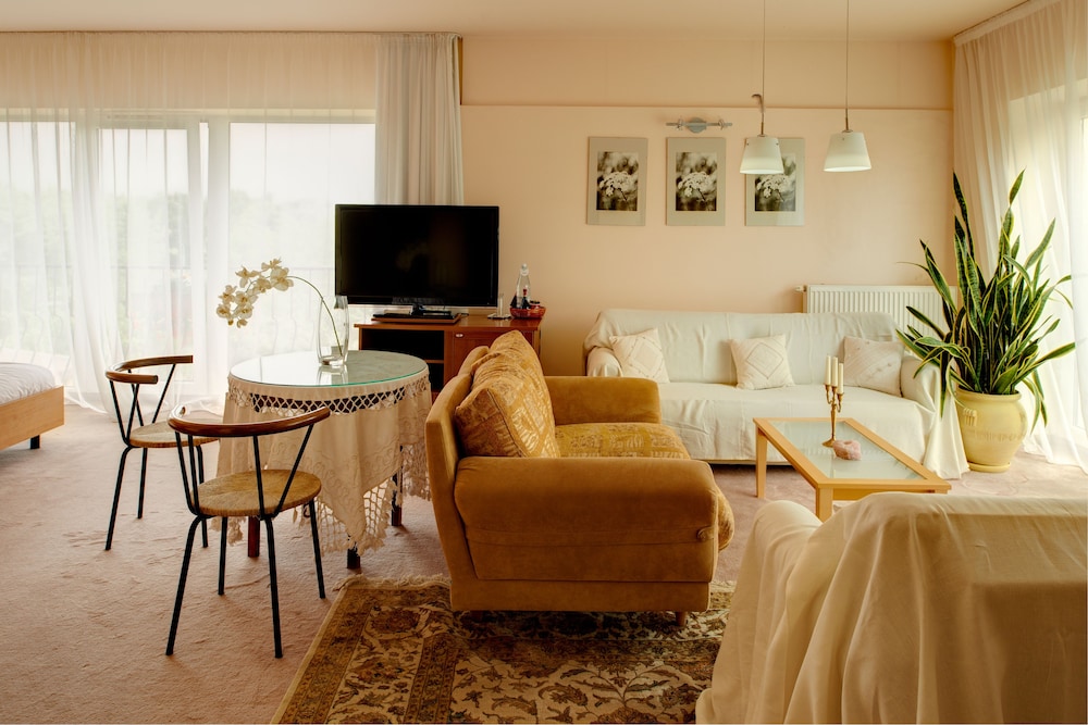 Suite photo 1