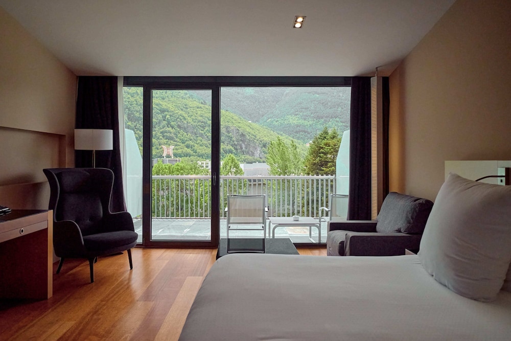 Suite (Garden) (2 Adults) photo 1