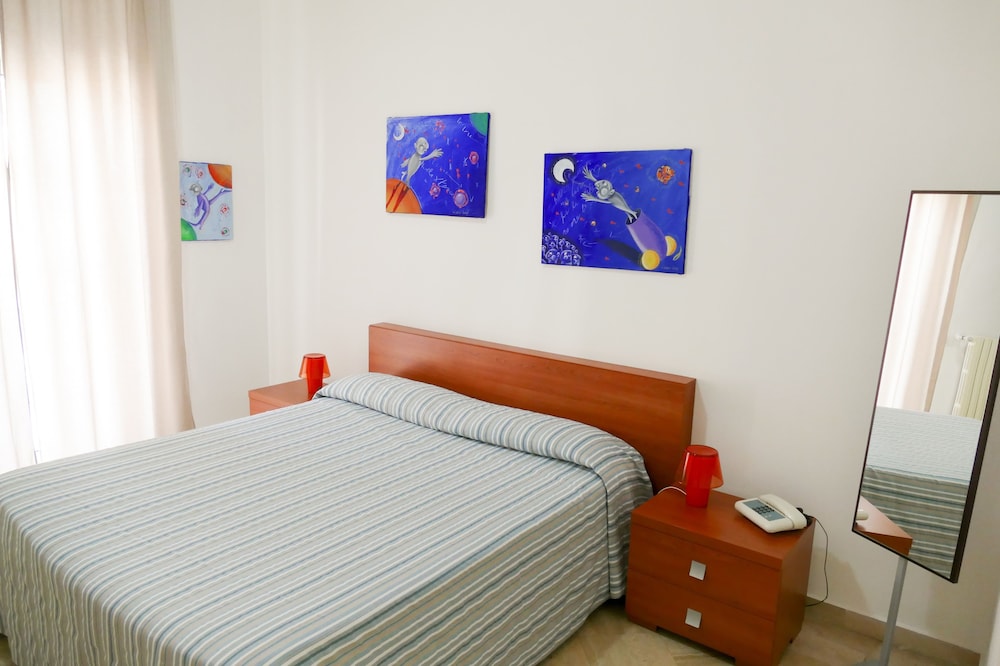 Family Apartment, 2 Bedrooms photo 3
