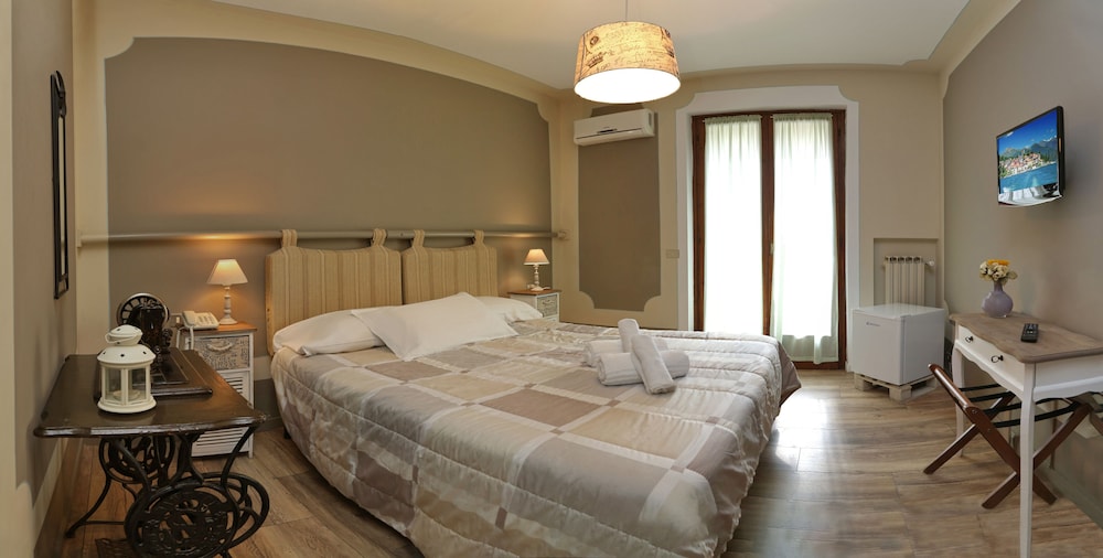 Junior Room