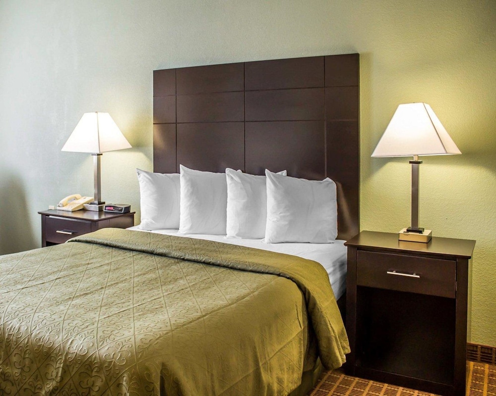 Room, 1 Queen Bed, Accessible, Non Smoking photo 1