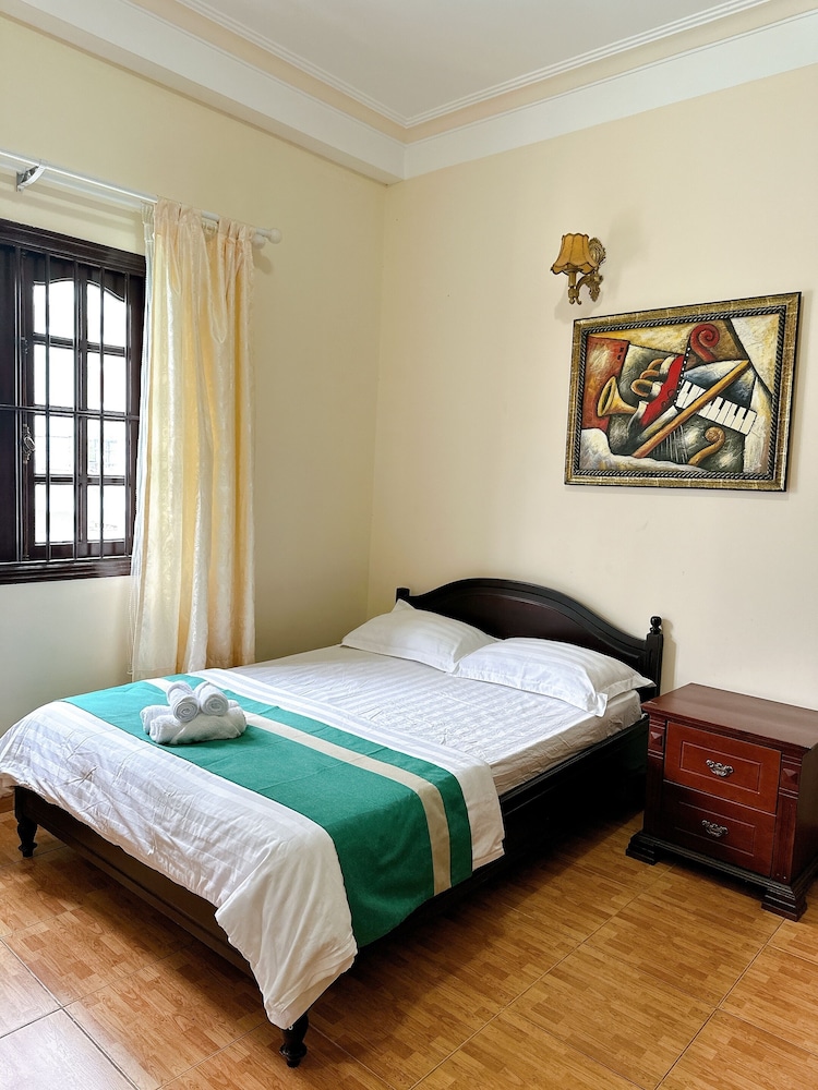 Standard Double Room, 1 Queen Bed