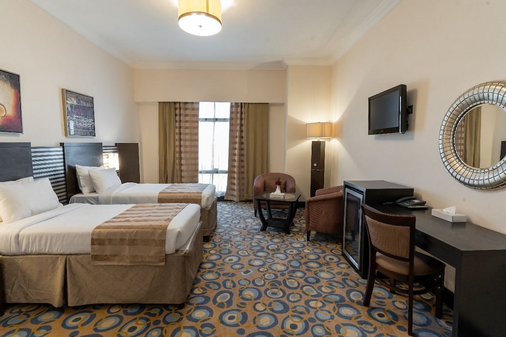 Deluxe Twin Room photo 1