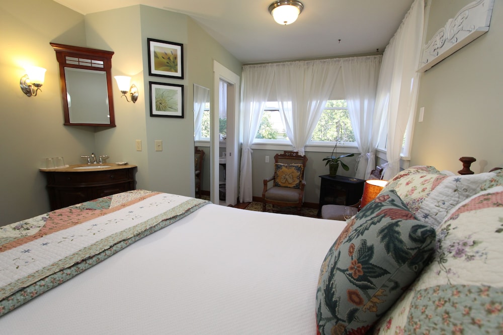 1. Jan's Room
