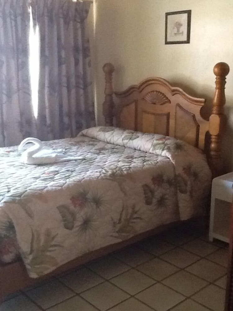 Family Apartment, 2 Bedrooms photo 3