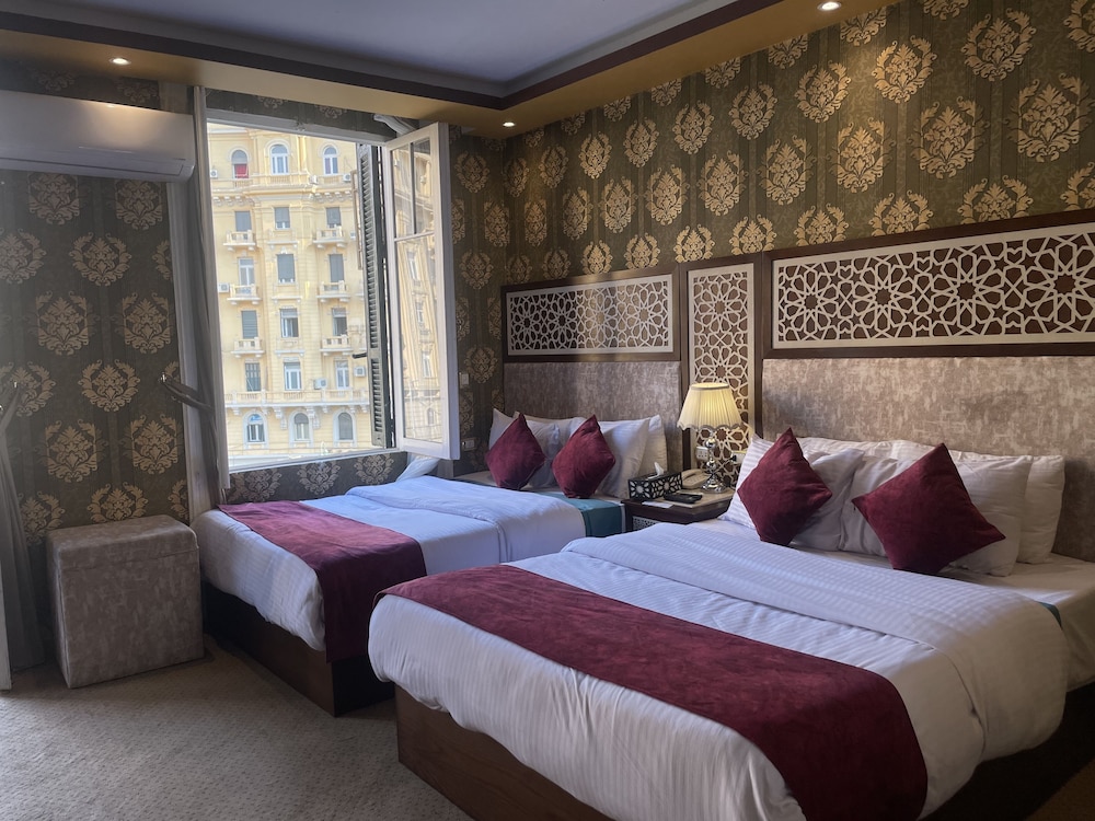 Deluxe Double or Twin Room, 2 Bedrooms, City View with Balcony