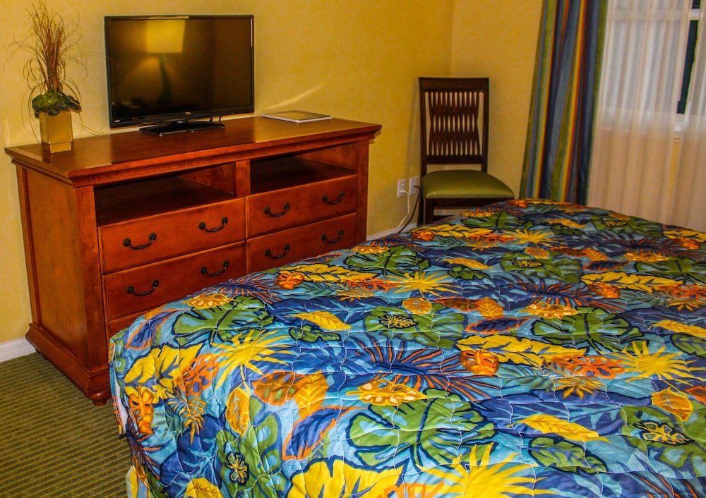 Apartment, 2 Bedrooms, Partial Ocean View - Photo 2