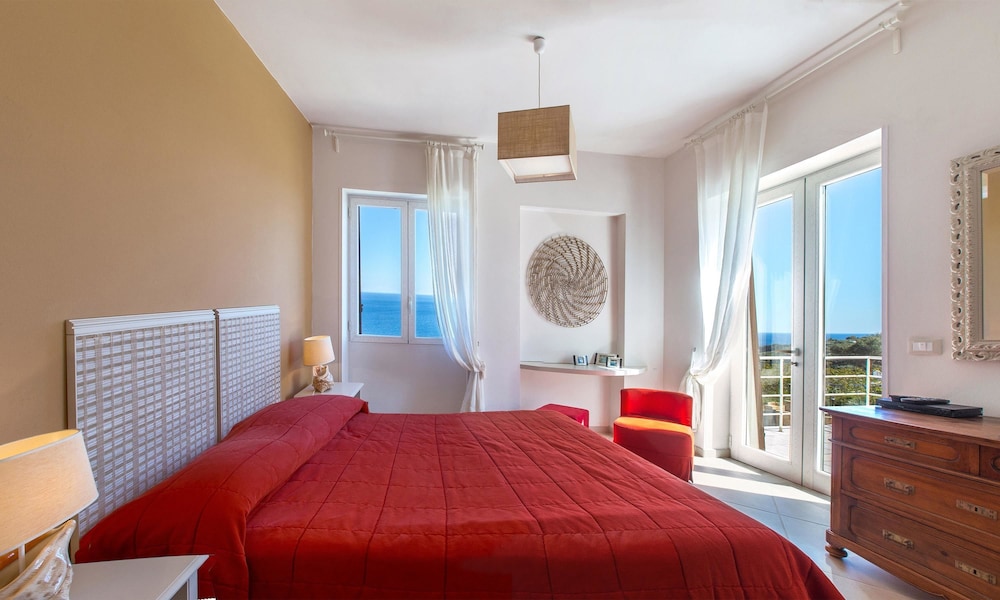 Villa, 4 Bedrooms photo 2