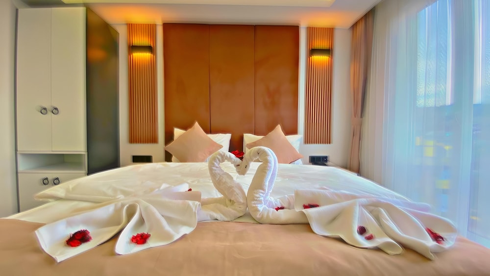 Deluxe Suite, Sea View