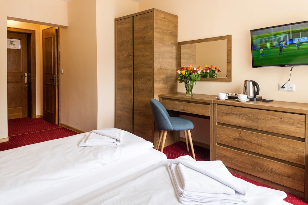Double Room - Photo 3