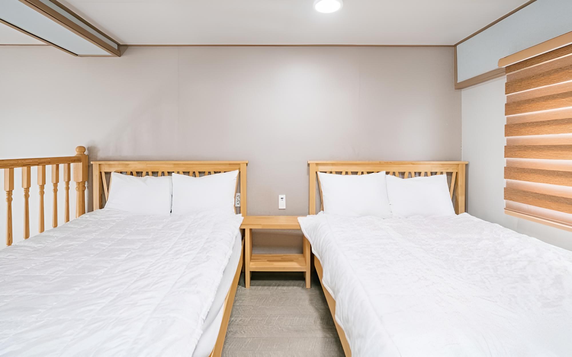 Room (102#(Duplex)) - Photo 4