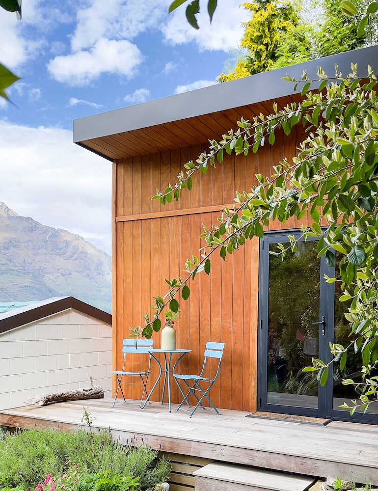Panoramic Cabin, Lake View