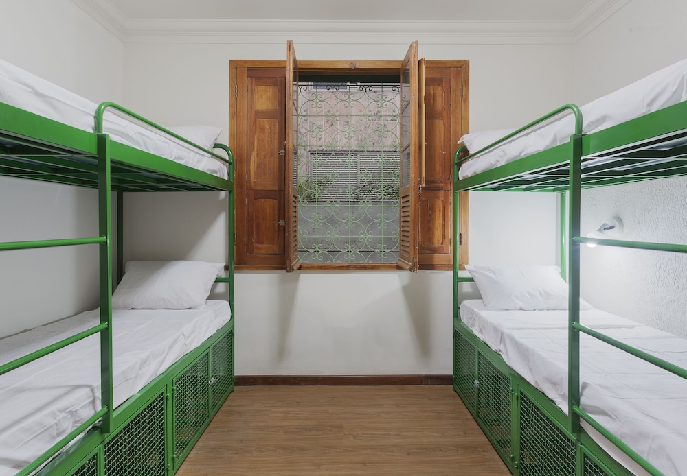 Standard Shared Dormitory