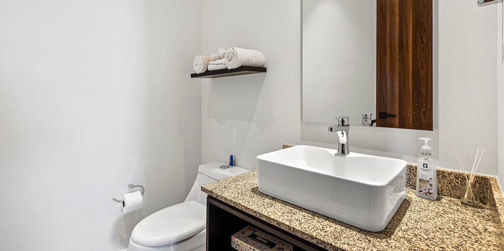 Premier Apartment photo 3