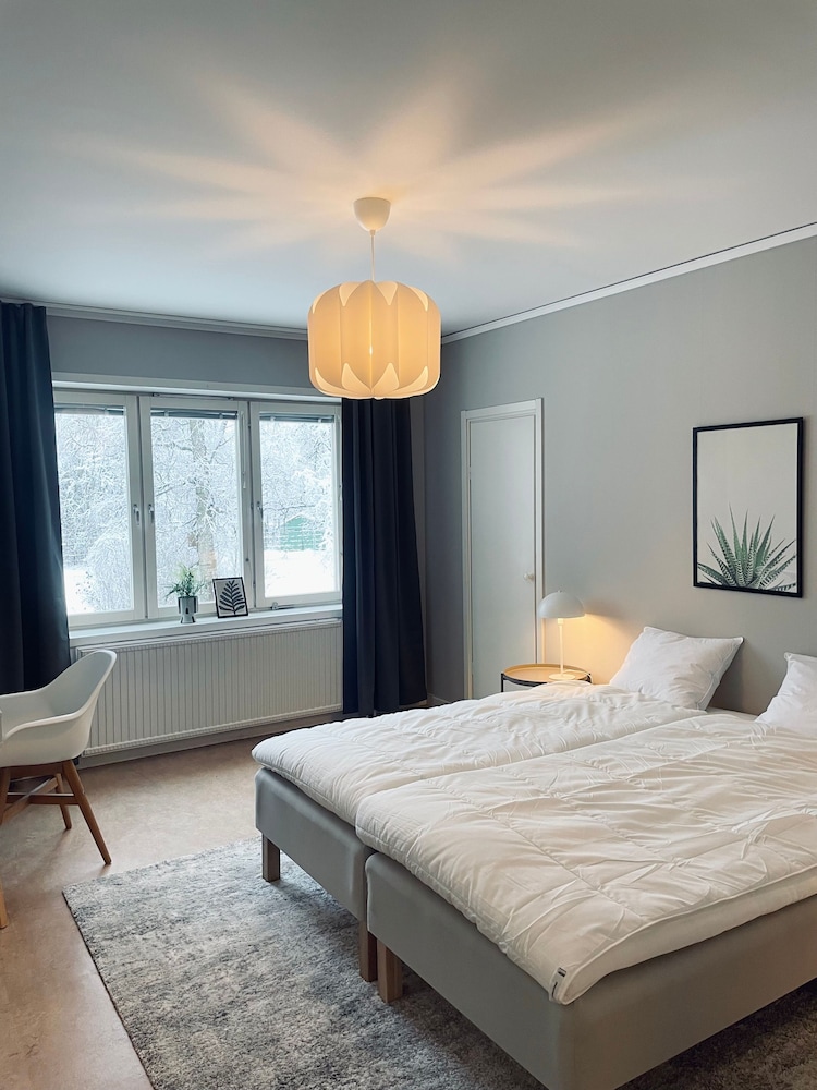 Basic Apartment photo 1