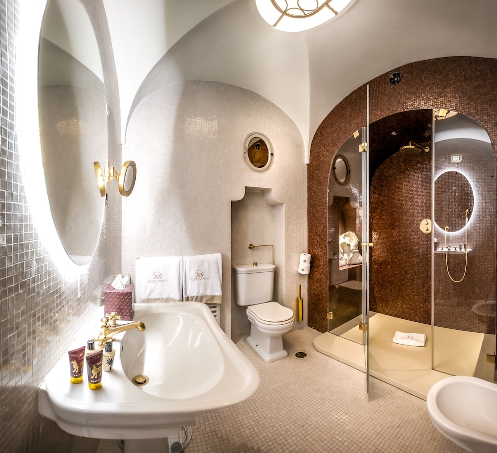 Junior Studio Suite