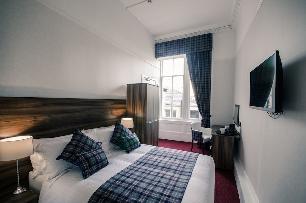 Standard Double Room - Photo 17