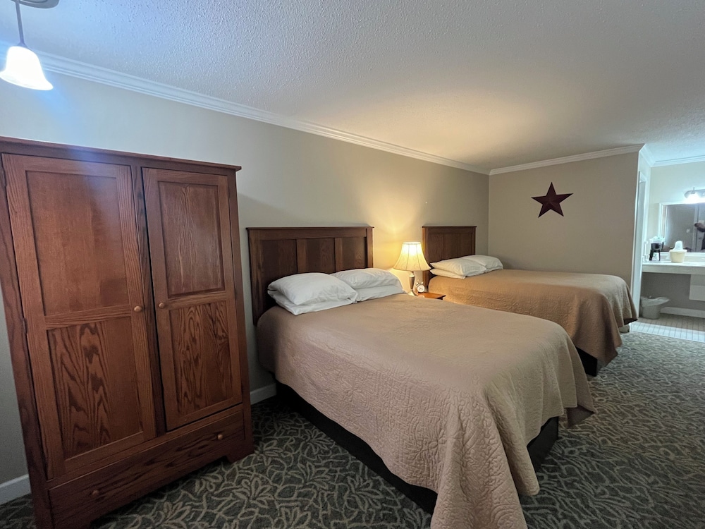 Senior Double Room photo 3